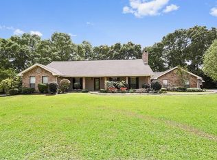 19479 Pinewood Rd, Bogalusa, LA 70427
