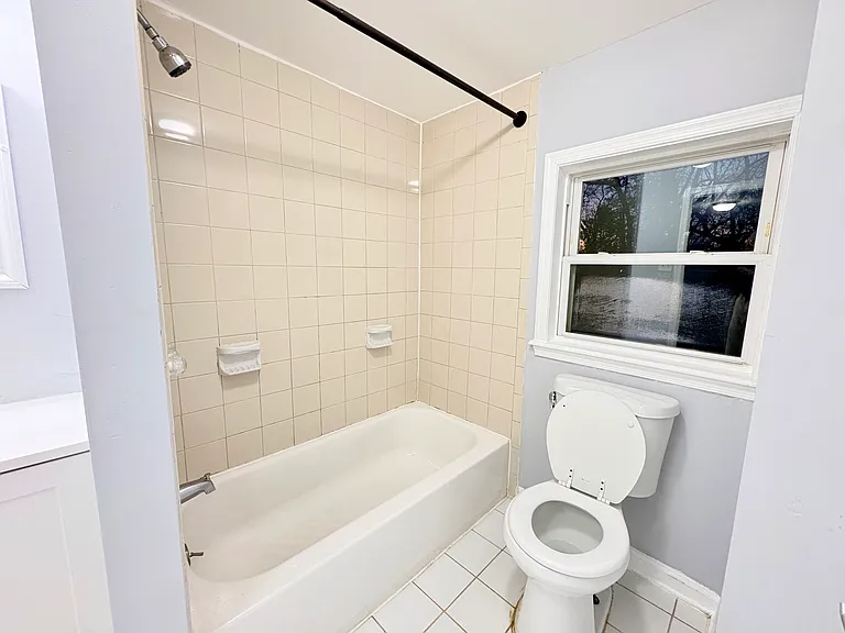 4021 Parkside Dr — Photo 25