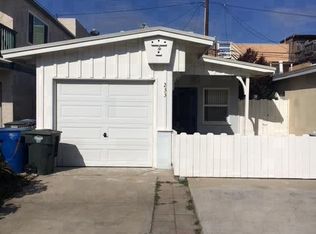 233 Cahuenga Dr, Oxnard, CA 93035