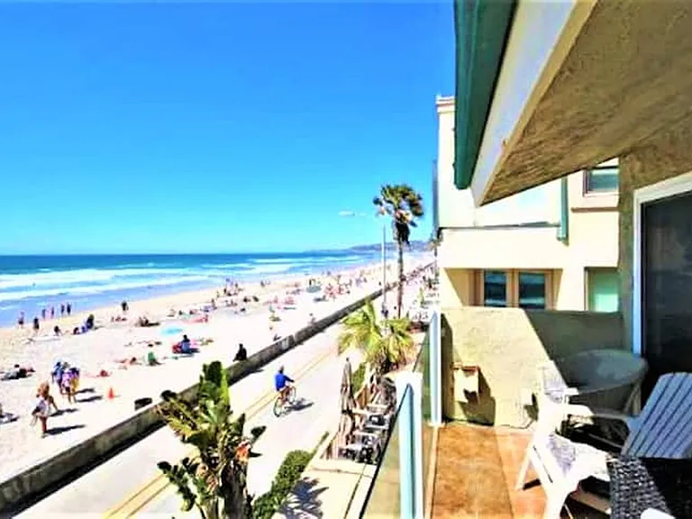 3237 Ocean Front Walk — Photo 9