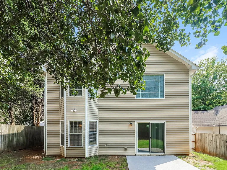 3242 Liberty Commons Dr NW — Photo 17