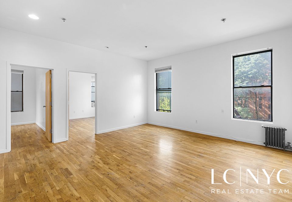 1st image of 297 W 112th St #C3