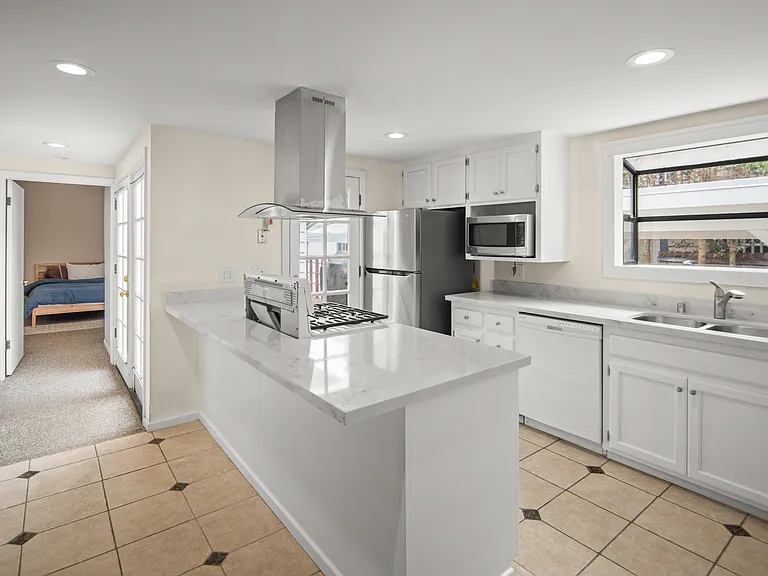 955 D Ave — Photo 11