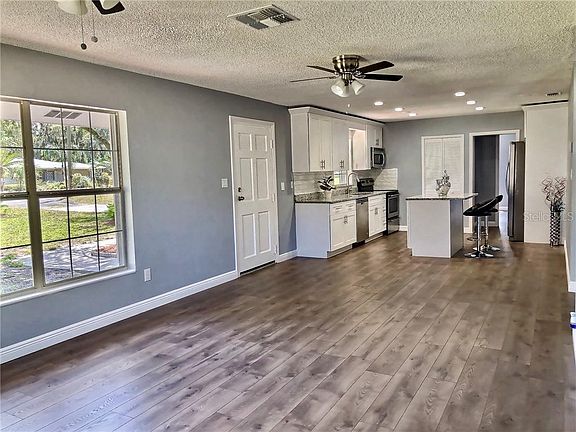 4th image of 248 Lake Ellen Dr