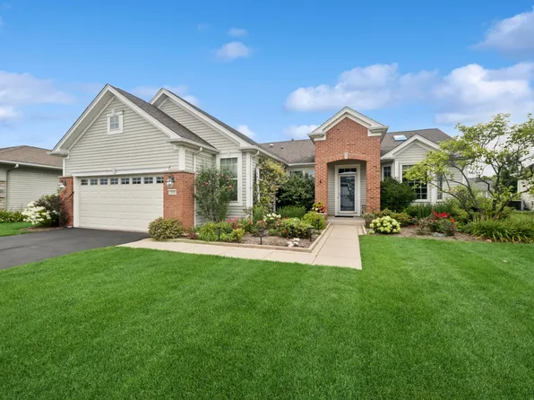 12392 Cold Springs Dr, Huntley, IL 60142