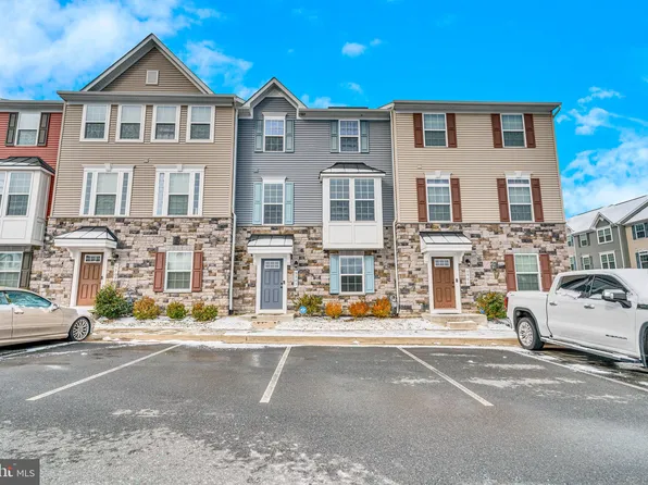 9903 Cedarmass Cir, Fredericksburg, VA 22408