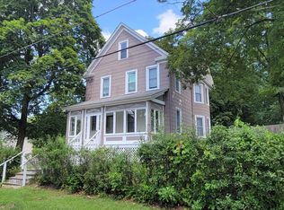 60 Sunset Ave, Poughkeepsie, NY 12601