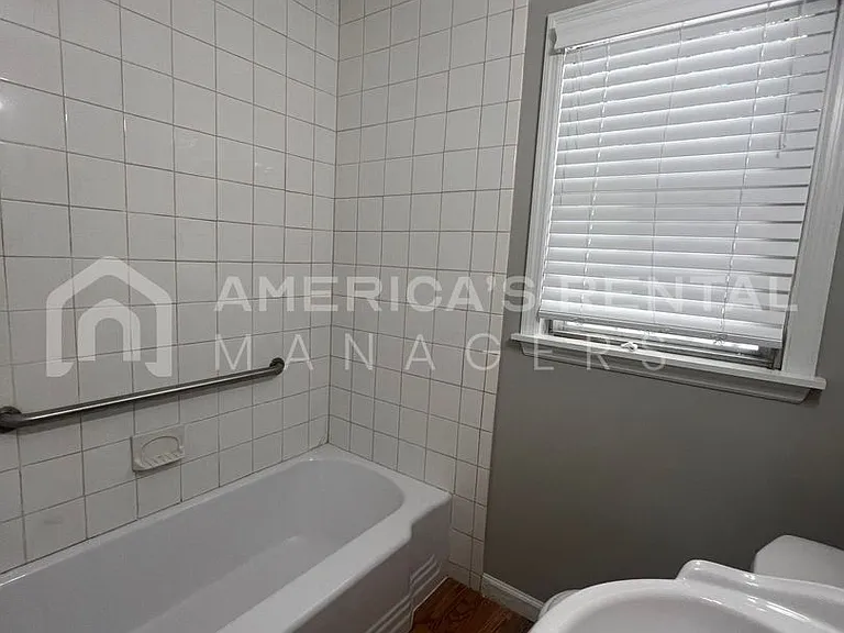 1318 Woodward Rd — Photo 18