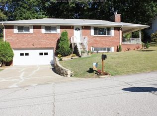 1121 Shamrock Rd, Charleston, WV 25314