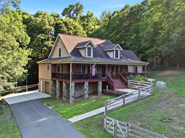 3130 Acorn Ridge Rd, Franklinville, NC 27248