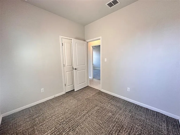 137 Rustic Glen Dr — Photo 15