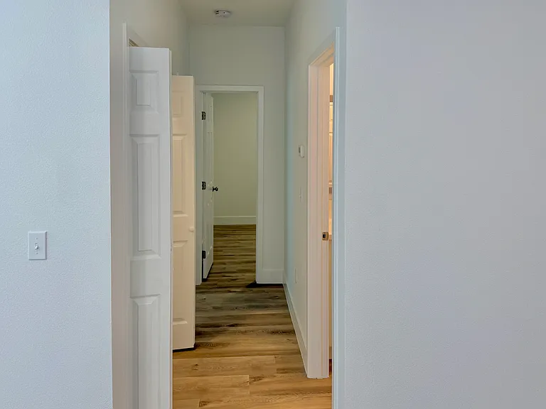 6991 Del Rosa Ave — Photo 9