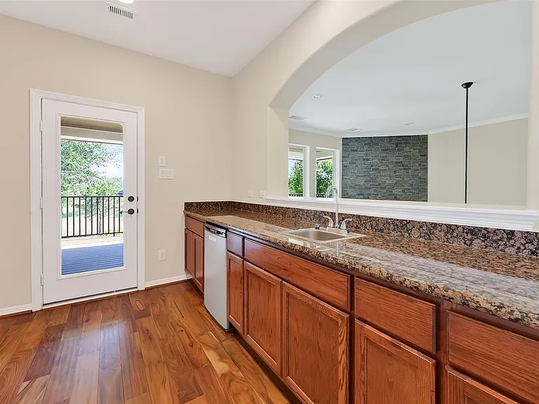 28423 Tall Juniper Hill Dr — Photo 32