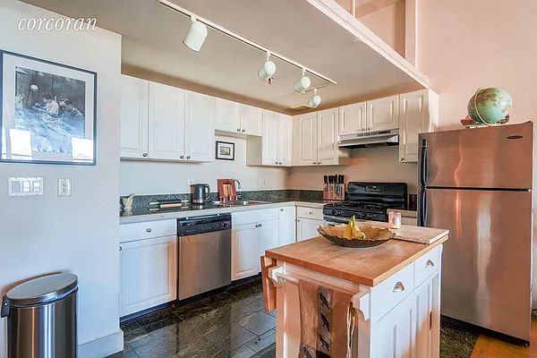 Rented by Corcoran | media 12