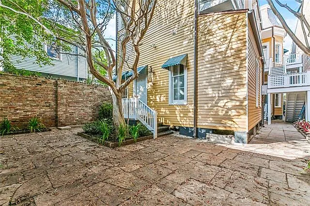 632 Esplanade Ave #202 — Photo 12