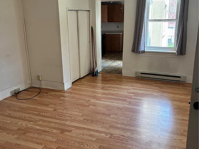 31 W Main St — Photo 6