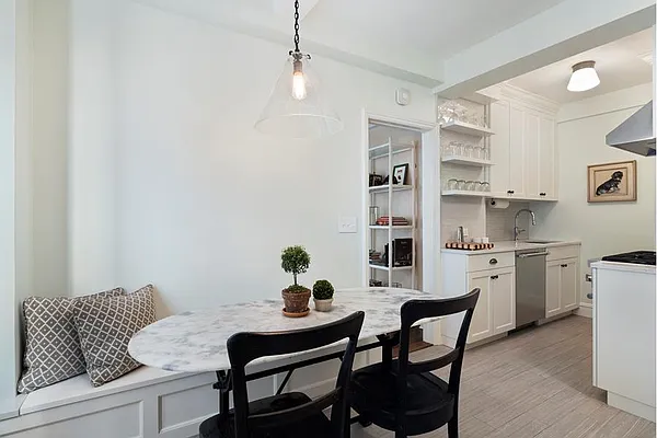 Sold by Douglas Elliman | media 20