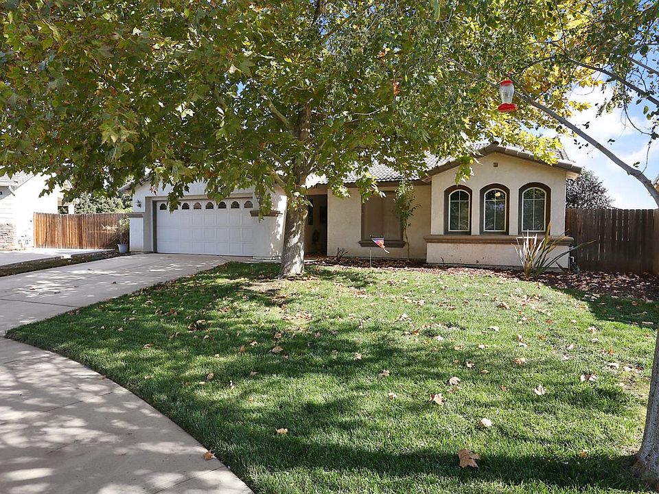 1st image of 2349 N Heron Dr