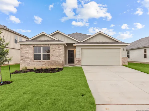 1148 Water Valley, Seguin, TX 78155