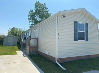 59226 Lewis Ln, New Haven, MI 48048