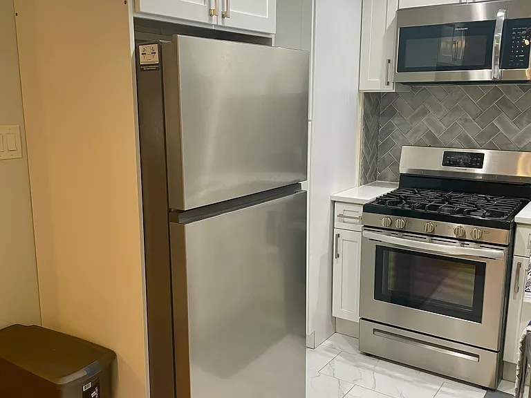 35 S Oak Ln #2 — Photo 5