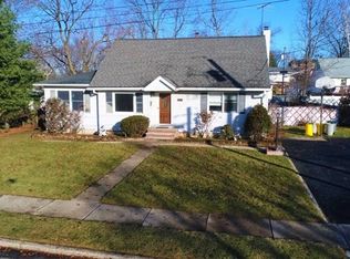 460 Luhmann Dr, New Milford, NJ 07646