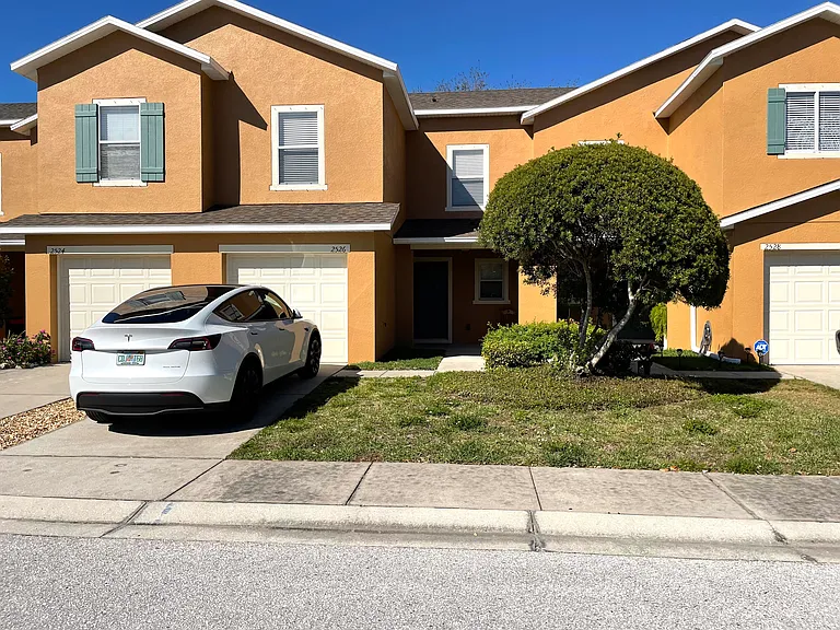 2526 Sandy Beach Ln — Photo 1
