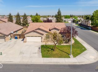6300 Ocean Jasper Dr, Bakersfield, CA