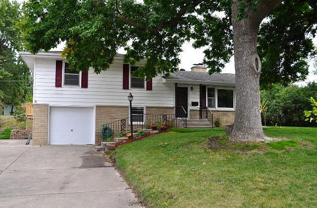 1st image of 10917 Rich Ave S