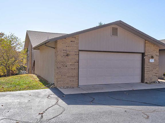 2nd image of 203 Port Dr
