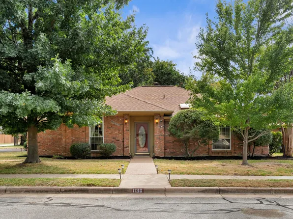 1136 Wingate Dr, Bedford, TX 76021