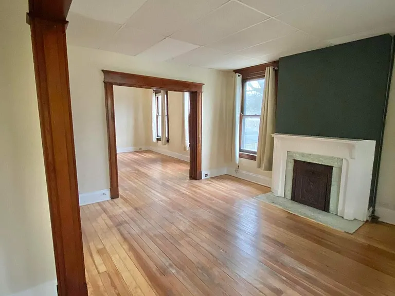 201 Sterrett Ave #2 — Photo 33