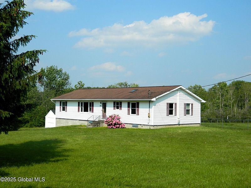 2nd image of 1249 Gallupville Road