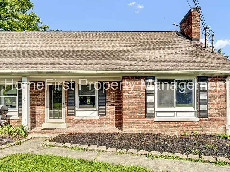 105 Meadowlark Dr #B — Photo 1
