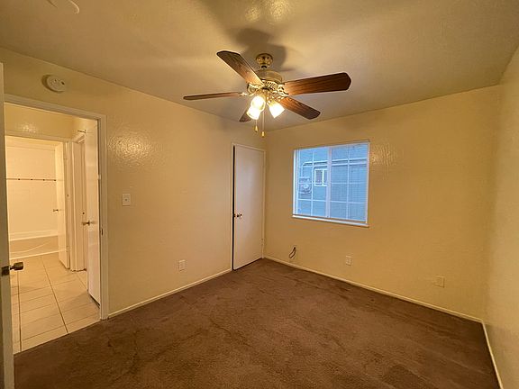 4th image of 614 Lincoln Rd E #614