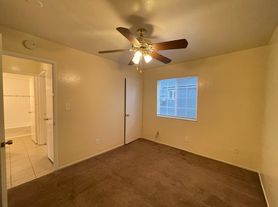 614 Lincoln Rd E, Vallejo, CA