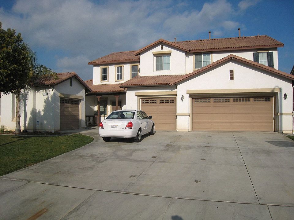 COMPLIMENTS OF PARK PLACE REAL ESTATE