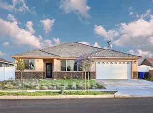 1613 W McWethy St, Rialto, CA 92376