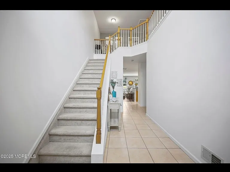 100 Pine St #9 — Photo 6
