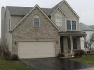 119 Fairfield Dr, Romeoville, IL 60446