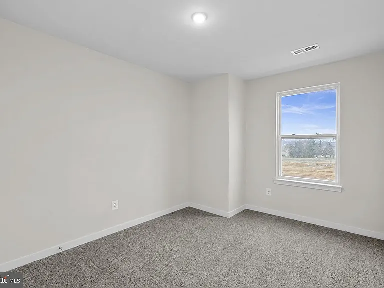 319 Huntwell West Blvd — Photo 19