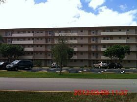 1st image of 950 Hillcrest Dr APT 104