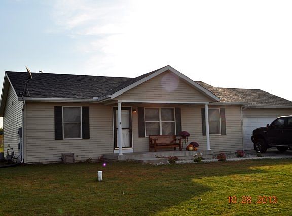 3rd image of 65798 Tropicana Ave