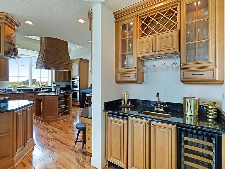 1308 Old Stickney Point Rd #WP3 — Photo 16