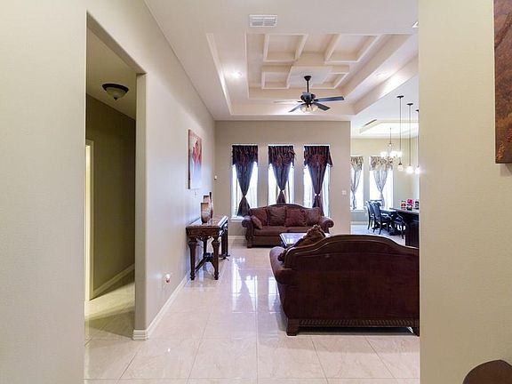 2nd image of 3900 Country Meadows Dr