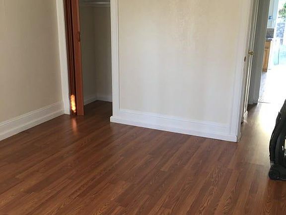 master bedroom w/ closet