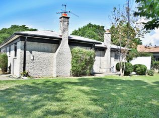 33498 Clifton Dr, Sterling Heights, MI 48310
