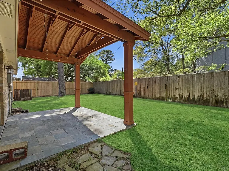 17219 Kettle Creek Dr — Photo 23