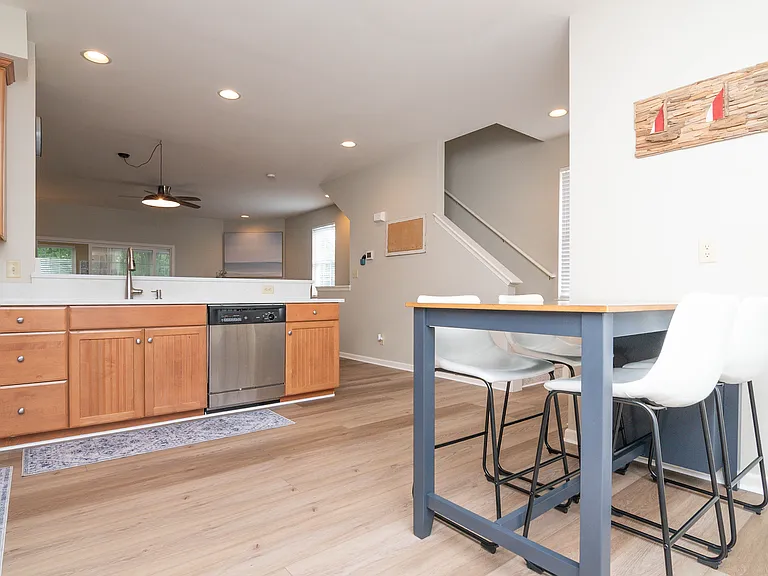 20360 Adriana Ln — Photo 23