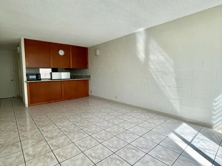 5122 Likini St #612 — Photo 11